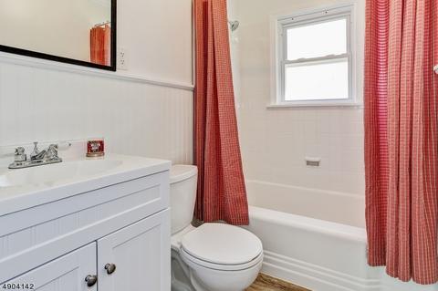 136 Elm St, Dover, NJ 07801 photo 15