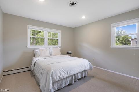 64 Oxbow Pl, Wayne, NJ 07470 photo 13