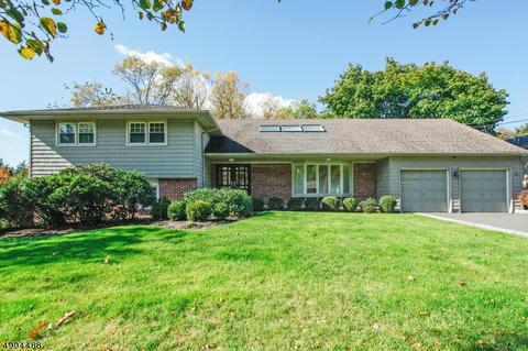 64 Oxbow Pl, Wayne, NJ 07470 photo 1