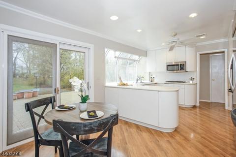 64 Oxbow Pl, Wayne, NJ 07470 photo 8