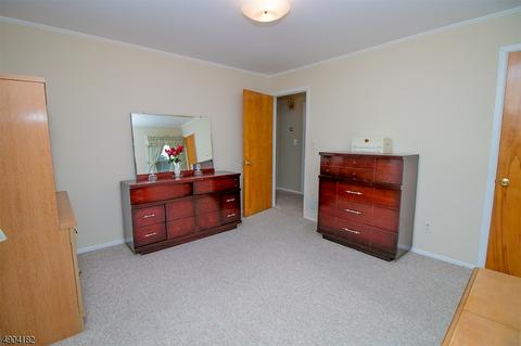 34 Post Rd, Clark, NJ 07066 photo 8