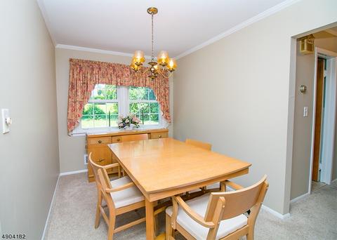 34 Post Rd, Clark, NJ 07066 photo 4
