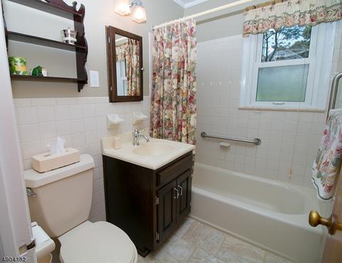 34 Post Rd, Clark, NJ 07066 photo 14