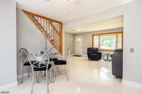 15 Beverly Way, Wayne, NJ 07470 photo 5