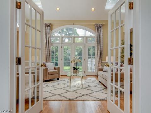 16 Heller Dr, Montclair, NJ 07043 photo 3