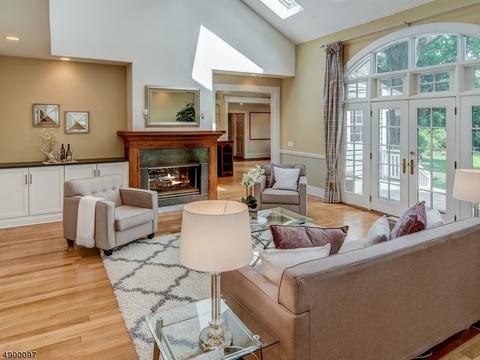 16 Heller Dr, Montclair, NJ 07043 photo 4