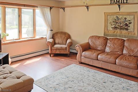 1 Robert St, Stanhope, NJ 07874 photo 3