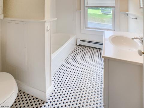 98-100 Main St, Hampton, NJ 08827 photo 9