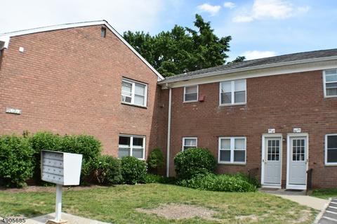 82 Manchester Ct, Wayne, NJ 07470 photo 15