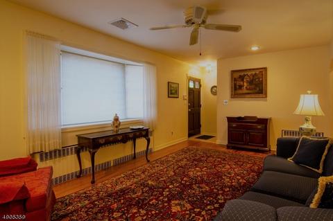 253 Oradell Ave, Paramus, NJ 07652 photo 3