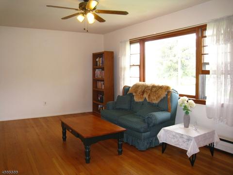 23 Walnut Dr, Montville Twp., NJ 07058 photo 5