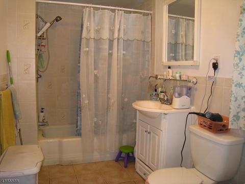 23 Walnut Dr, Montville Twp., NJ 07058 photo 18