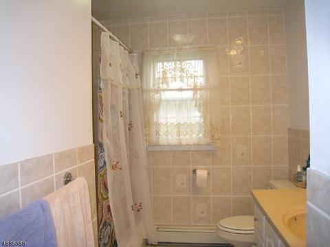 23 Walnut Dr, Montville Twp., NJ 07058 photo 17