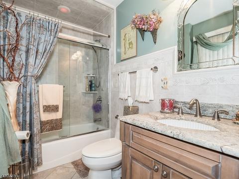 139 Valley Rd, Wayne, NJ 07470 photo 12