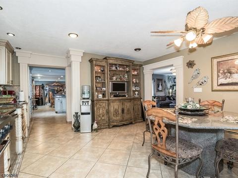 139 Valley Rd, Wayne, NJ 07470 photo 8