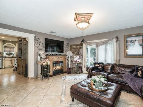 139 Valley Rd, Wayne, NJ 07470 photo 4