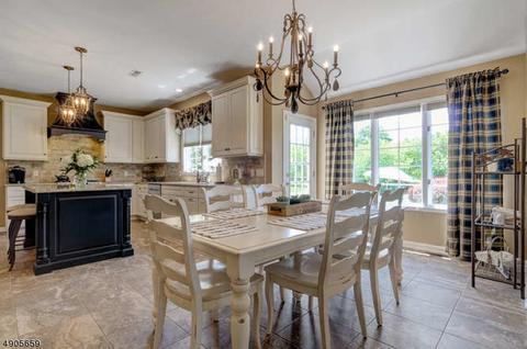 5 Normandy Ct, Montgomery, NJ 08558 photo 2