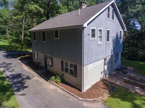 3 Hillside Ter, Hampton, NJ 08827 photo 2