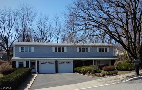 2 Mayfair Dr, Wayne, NJ 07470 photo 1