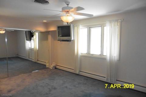 2 Mayfair Dr, Wayne, NJ 07470 photo 12