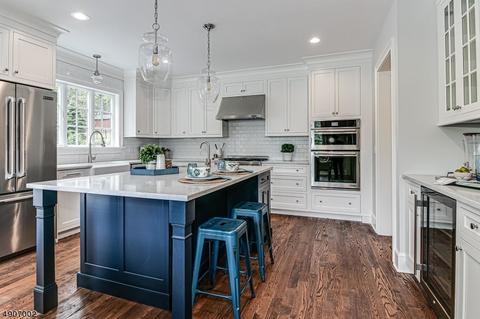 82 Maple St, Millburn, NJ 07041 photo 9