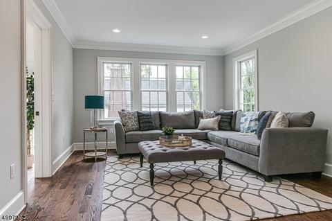 82 Maple St, Millburn, NJ 07041 photo 5