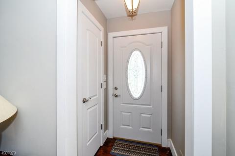 411 E 5th Ave, Roselle, NJ 07203 photo 4