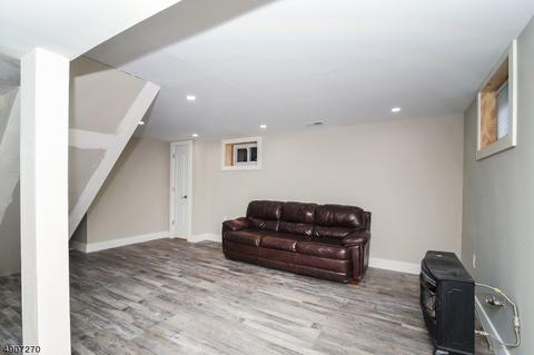 411 E 5th Ave, Roselle, NJ 07203 photo 14