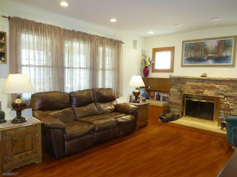 40 S Maple Ave, Springfield, NJ 07081 photo 3