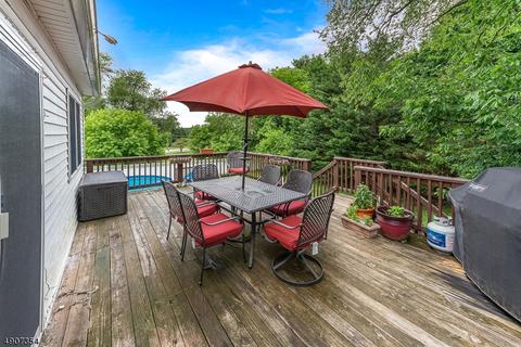 33 Slope Dr, Hackettstown, NJ 07840 photo 20