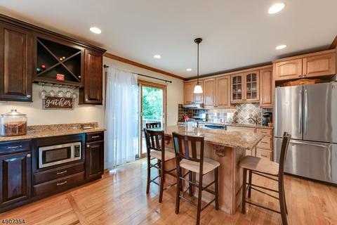 33 Slope Dr, Hackettstown, NJ 07840 photo 7