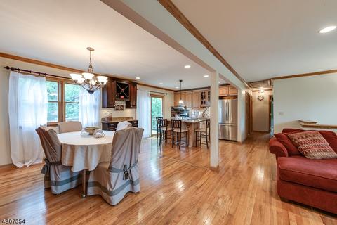 33 Slope Dr, Hackettstown, NJ 07840 photo 6