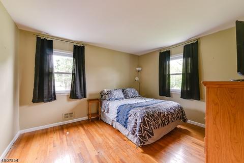 33 Slope Dr, Hackettstown, NJ 07840 photo 11