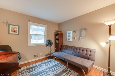 33 Slope Dr, Hackettstown, NJ 07840 photo 12