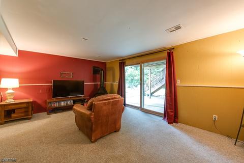 33 Slope Dr, Hackettstown, NJ 07840 photo 14