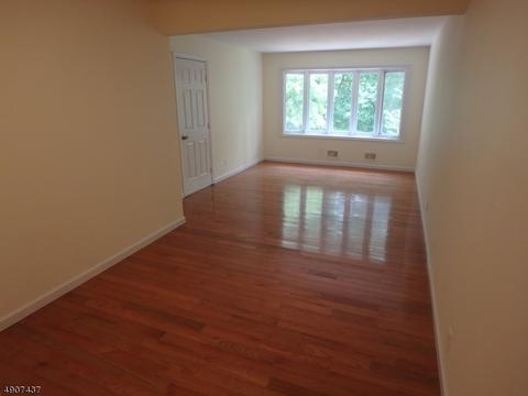 46 Linn Rd, Nutley, NJ 07110 photo 11