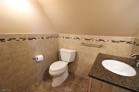 151 Harrison St, Nutley, NJ 07110 photo 17