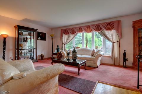 15 Beech Ln, North Plainfield, NJ 07060 photo 4