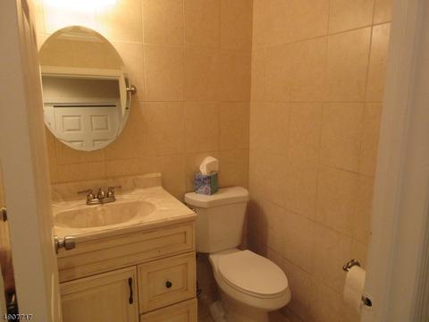 2 Bighorn Dr, Wayne, NJ 07470 photo 7