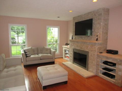 2 Bighorn Dr, Wayne, NJ 07470 photo 4