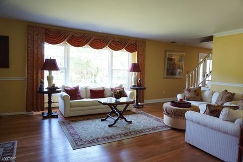 54 Emerson Pl, Wayne, NJ 07470 photo 4