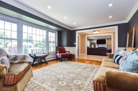 15 Almroth Dr, Wayne, NJ 07470 photo 7