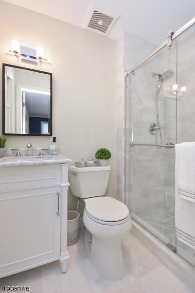 15 Almroth Dr, Wayne, NJ 07470 photo 19