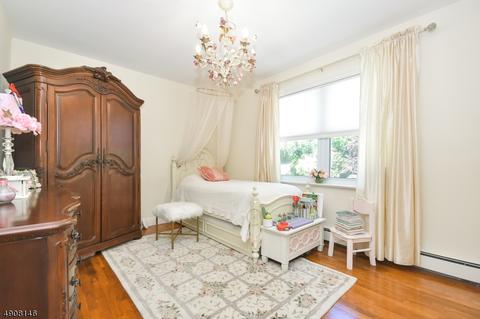 15 Almroth Dr, Wayne, NJ 07470 photo 21