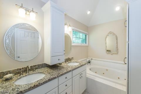 92 Andover Dr, Wayne, NJ 07470 photo 16