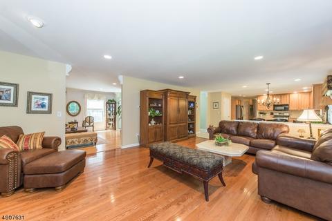 92 Andover Dr, Wayne, NJ 07470 photo 10