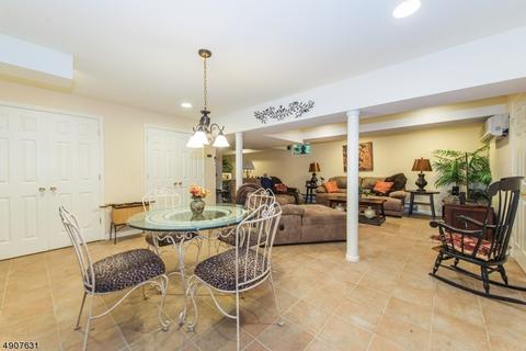 92 Andover Dr, Wayne, NJ 07470 photo 22