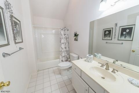 92 Andover Dr, Wayne, NJ 07470 photo 20