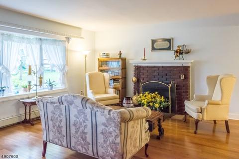 23 Packanack Lk Rd, Wayne, NJ 07470 photo 3