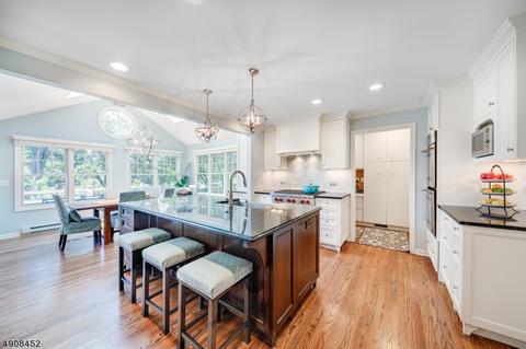 99 Druid Hill Rd, Summit, NJ 07901 photo 1